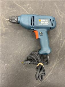 BLACK & DECKER CORDED DRILL MODEL DR220